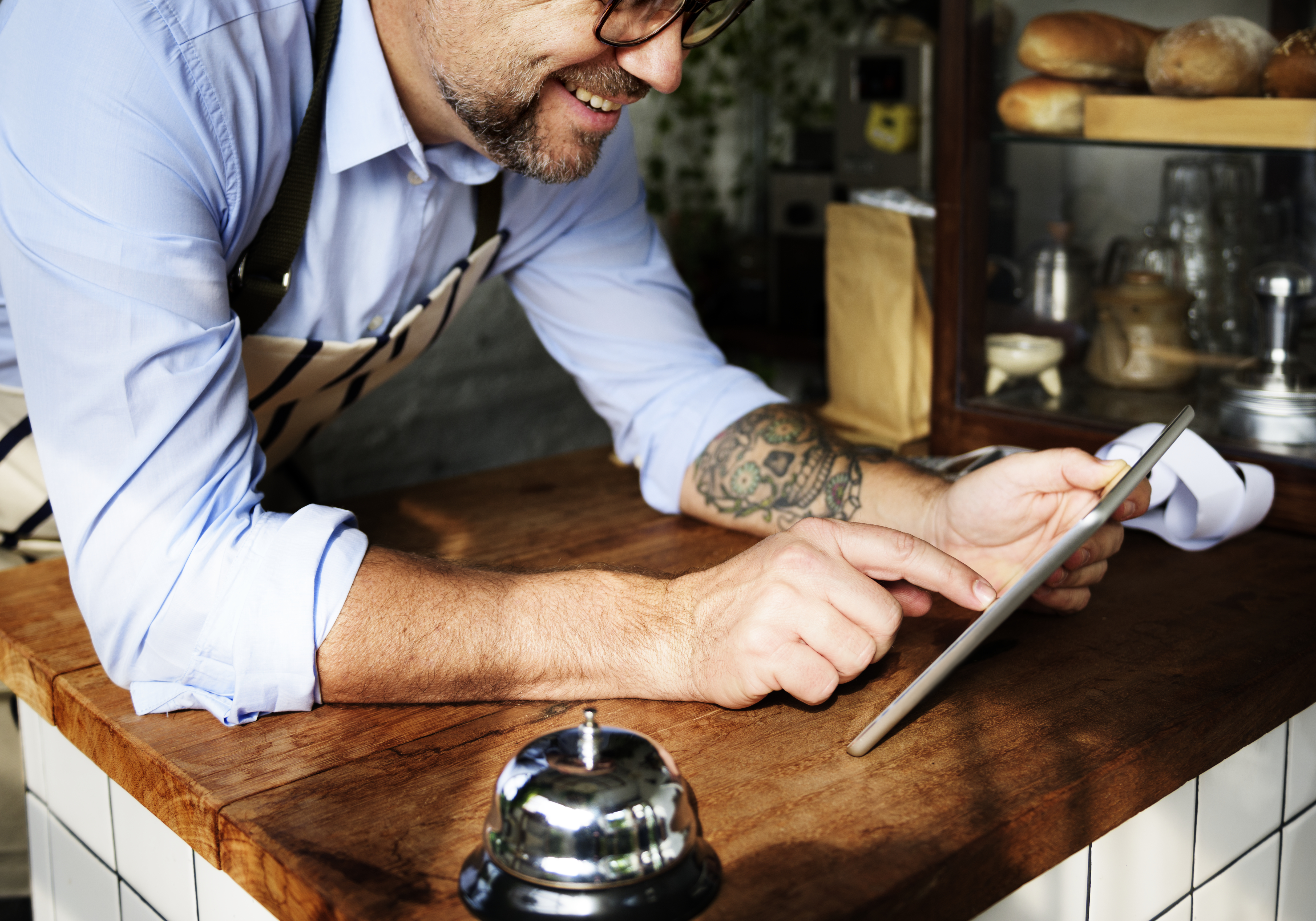 Commerçant au travail